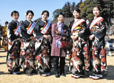 偕楽園梅まつり130回記念 歴代梅大使・梅むすめ101人が集結 第2代四宮さんがエール