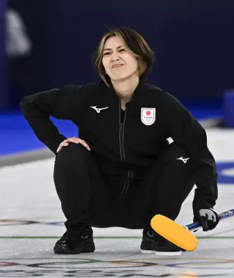 カーリング女子フォルティウス、韓国に敗れ4敗目 1次リーグ突破が危うく