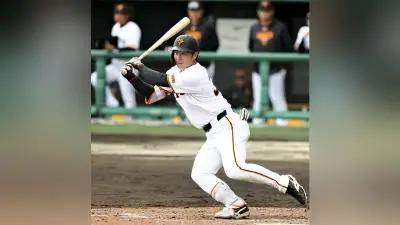 巨人ドラフト４位・皆川岳飛、緊張知らずの新人が外野手争いに挑む