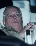 英スターマー首相、アンドルー元王子の王位継承権剥奪を検討 エプスタイン疑惑捜査後に判断