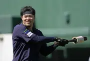 WBC日本代表が宮崎で強化合宿 牧と佐藤が打撃で快音、22日にソフトバンクと壮行試合