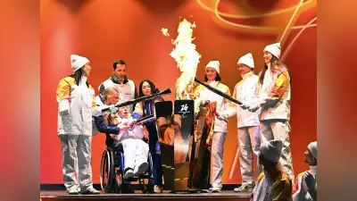 ミラノ・コルティナ冬季パラリンピック、聖火がコルティナに到着し五つの火が一つに融合