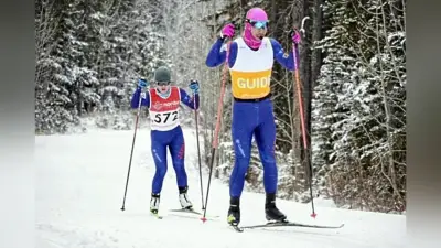 九州大学院生がパラリンピックのガイドスキーヤーに、視覚障害選手と二人三脚で入賞目指す