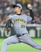 阪神・高橋が5年ぶり完封勝利 巨人打線を3安打に抑え2-0で快勝