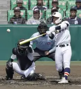 選抜高校野球：日本文理が打線爆発で高知農を圧倒、8-1で快勝