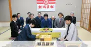 増田康宏八段が棋王戦で初タイトル王手 藤井聡太棋王、王将戦でも窮地に