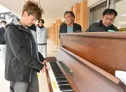 坂本龍一さんのピアノが福島・広野町で自然に還る実験開始 遺志継ぐ公開プロジェクト