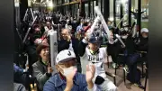 侍ジャパン初戦、宮崎でパブリックビューイング開催 大谷翔平選手の満塁本塁打にファン熱狂