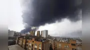 イスラエル軍がイラン革命防衛隊施設を攻撃、湾岸諸国で死傷者発生