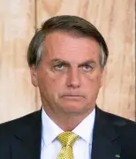 ブラジル前大統領ボルソナロ氏が重い肺炎で入院、収監先から緊急搬送