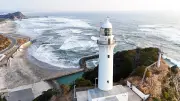 塩屋埼灯台、美空ひばりの名曲舞台から復興のシンボルへ いわきの歴史と絶景を照らす
