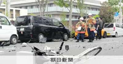 東京・板橋で警察官2人重傷、自転車走行中に車にはねられる