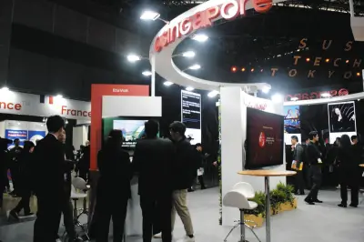 小池知事が英語でスピーチ「未来のビジョン共有を」、スシテック東京2026開幕