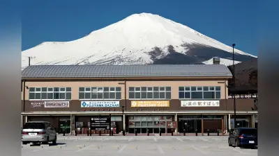 富士山最寄り道の駅で異常事態 前管理者が明け渡し拒否、原状回復巡り町と対立