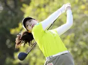 菅楓華が単独首位に躍進 ヤマア・レディース葛城第2日 20歳の新星が通算5アンダーでトップ