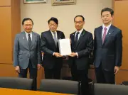埼玉・千葉・神奈川3県知事、東京の税収偏在是正を要望 自民税調に提出