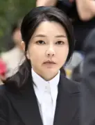 前韓国大統領夫人に懲役4年、旧統一教会から高級品受領で二審判決