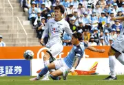 静岡・ジュビロ磐田、執念のクロスで4連勝！FC岐阜に1-0、一斉観戦の小学生に白星披露