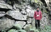 茨城・笠間城の山頂に高さ5メートルの石垣、穴太衆の技術か 国史跡指定目指す