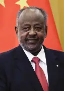 ジブチ大統領選、現職ゲレ氏の6期目再選が有力 27年の長期政権継続へ