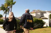 米発砲事件、反政権文書を押収 動機解明が焦点に