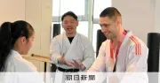 ウクライナ空手家の五輪メダルが帰還 日本人落札者の善意で「忘れない」感動の再会