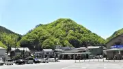 日南町生山城跡で登山イベント開催 戦国時代の山城から絶景を楽しむ