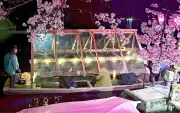 鶴ケ城公園で和船体験スタート、只見川の絶景とプロジェクションマッピングを楽しむ