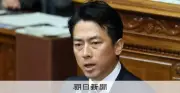 小泉防衛相、自衛官の自民党大会での国歌歌唱問題で「情報共有に反省点」と答弁