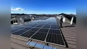 富岡市庁舎で太陽光発電が稼働開始、年間CO2削減量は杉の木4000本分に相当