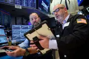 NY株が反発、301ドル高で取引終了 米イラン協議の進展期待が買い材料に