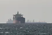 NY原油先物、3日連続で上昇し92ドル台に ホルムズ海峡の緊張高まり供給不安が継続