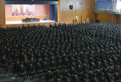 世田谷学園、1306人が座禅でギネス世界記録を大幅更新