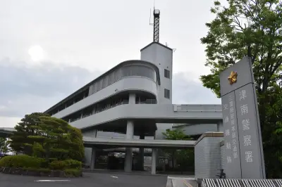 津市の国道23号で乗用車同士が衝突、25歳男性死亡　下り線一時通行止め