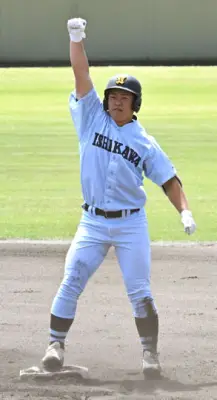 学法石川が36安打24点の猛攻でコールド勝ち 湯座が2安打貢献