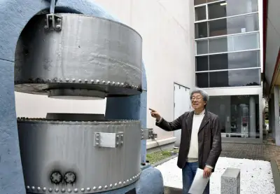原町無線塔の功績伝える活動 副柱模型展示6日終了