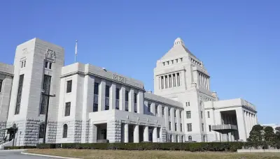 自民、改憲で合区解消主張　中道反対、人口減対策を訴え