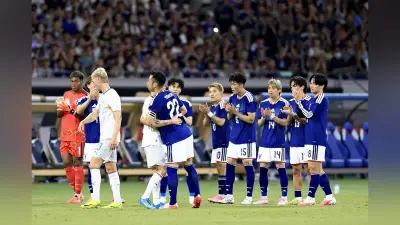 吉田麻也、前回W杯以来の代表戦で安定感 一礼して退く