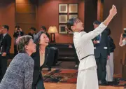 【動画】坂本花織が引退会見、笑いと涙の1時間　最後は恒例の自撮りで締めくくる