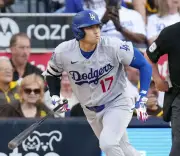 大谷翔平、第1打席で二塁打 岡本和真は無安打 鈴木誠也は右前打 村上宗隆は三振