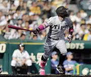 阪神が無失点リレーで快勝、才木が10奪三振の好投で4勝目