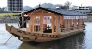 岐阜・長良川鵜飼の超高級観覧船「鵜一」お披露目、1回40万円の贅沢体験