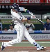 西武が19安打10得点で大勝、ネビンが2打席連続本塁打