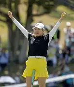 桑木志帆、2年ぶり優勝 女子ゴルフSkyRKBレディース最終日