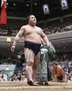 若隆景、25場所ぶり2度目の優勝 決定戦で霧島下す 大混戦制す