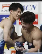 橋本大輝が首位堅持、岡慎之助が2位でV3狙う　体操NHK杯男子個人総合1回目