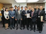 神奈川県の30市町村長と知事、特別市構想の法制化反対を総務相に要望