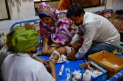 バングラデシュではしか急拡大、3月以降280人死亡 子どもが多数