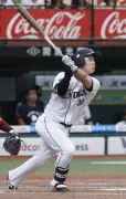 西武が平沢の逆転3ランで3連勝、黒田がプロ初勝利