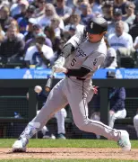 大谷翔平「二刀流」先発、村上宗隆適時打、岡本和真4番出場 MLB